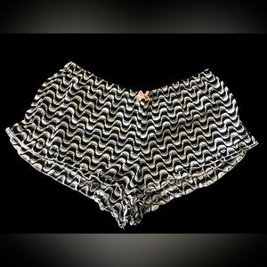 Victoria’s Secret Sleep Shorts - Size L